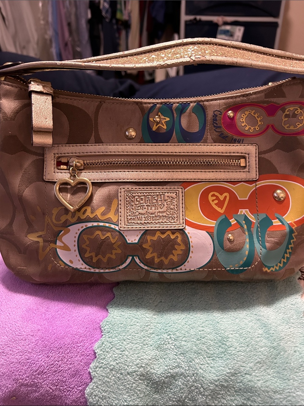 POPPY Coach Beige Signature Canvas Shoulder Bag with Multicolor GUC